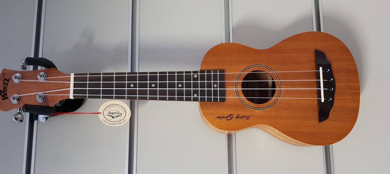 UKULELE%2021’’%20SOPRANO